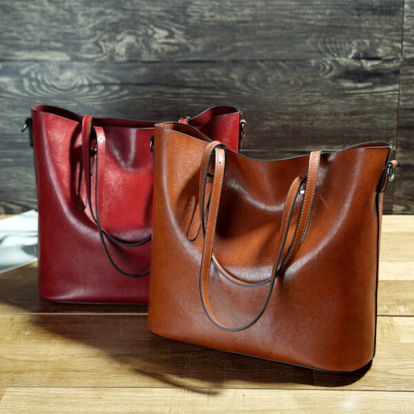 iKid Simple Oil Wax Leather Messenger Shoulder Bags Women'S High Capacity Portable Tote Bag - Image 6