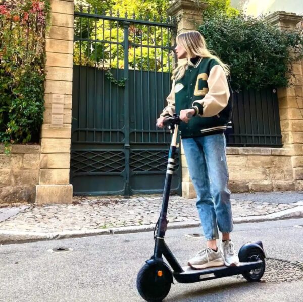 26lb Ultra-Light E-Scooter W - Hidden Handle - 22 Mi Real Range, Folds Fast - Image 5